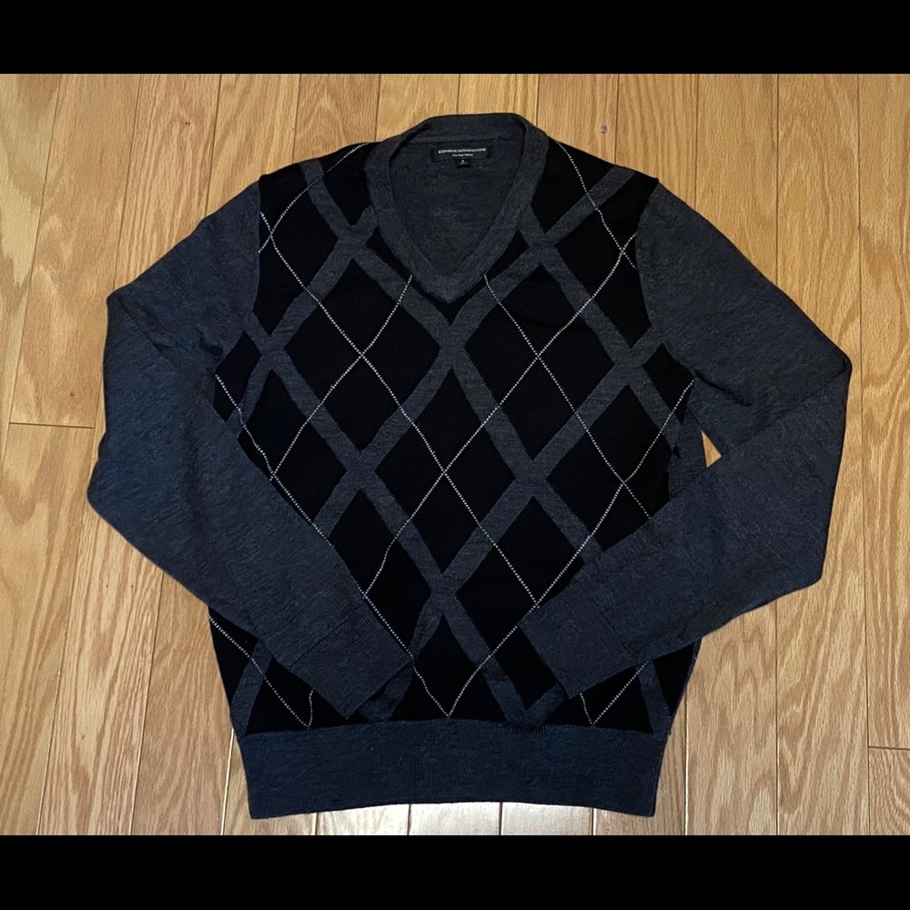 Express V Neck Merino Wool Argyle Sweater Small